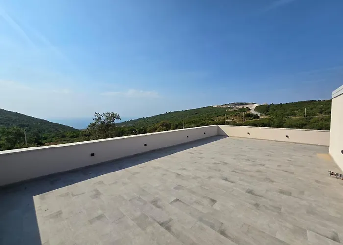 Villa Lucesole Budva